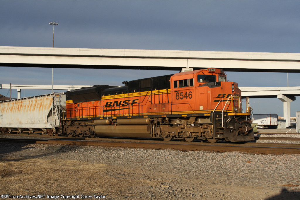 BNSF 8546